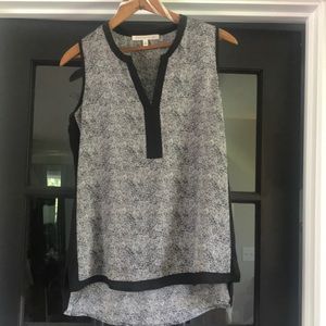 Daniel Rainn white and black tank